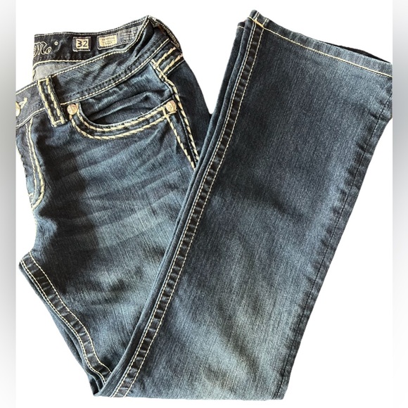 🤩 NEW LISTING! Miss Me Jeans Boot Rhinestone Embellished JS400952 Embroidered - Picture 2 of 12